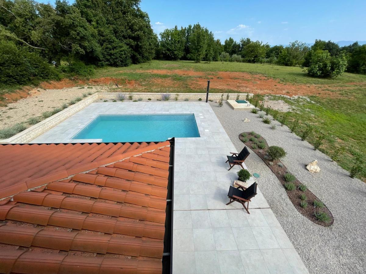 Villa Berto Nedescina Exterior foto